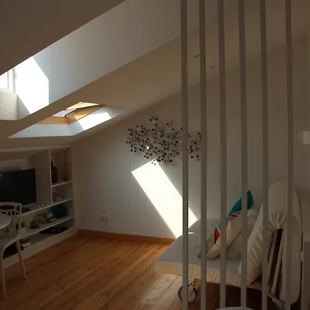 アパート Largo Trigueiros Light-filled Loft